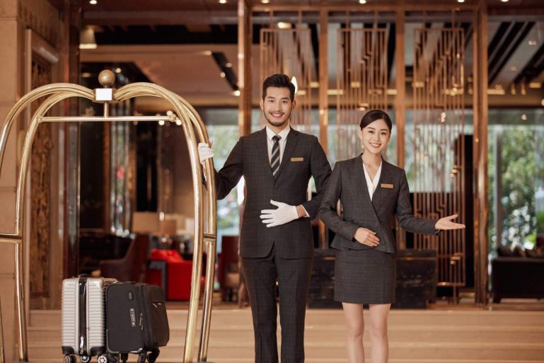 Hotel Operation Career - Flight Attendant Training - Cabin Crew ...